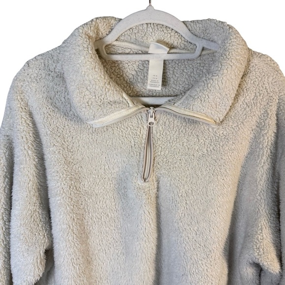 H&M Cream Teddy Fleece Textured Fabric Cropped Oversized Size M Cozy Neutral - Picture 8 of 13